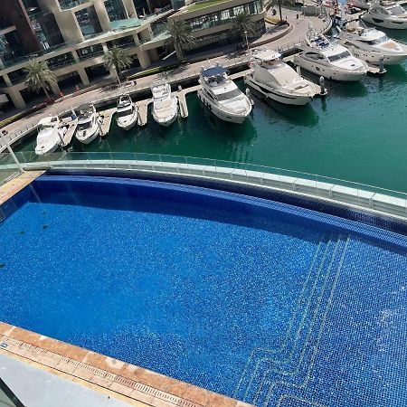 Cayan Tower Luxury Apartment With Sea View Dubai Luaran gambar