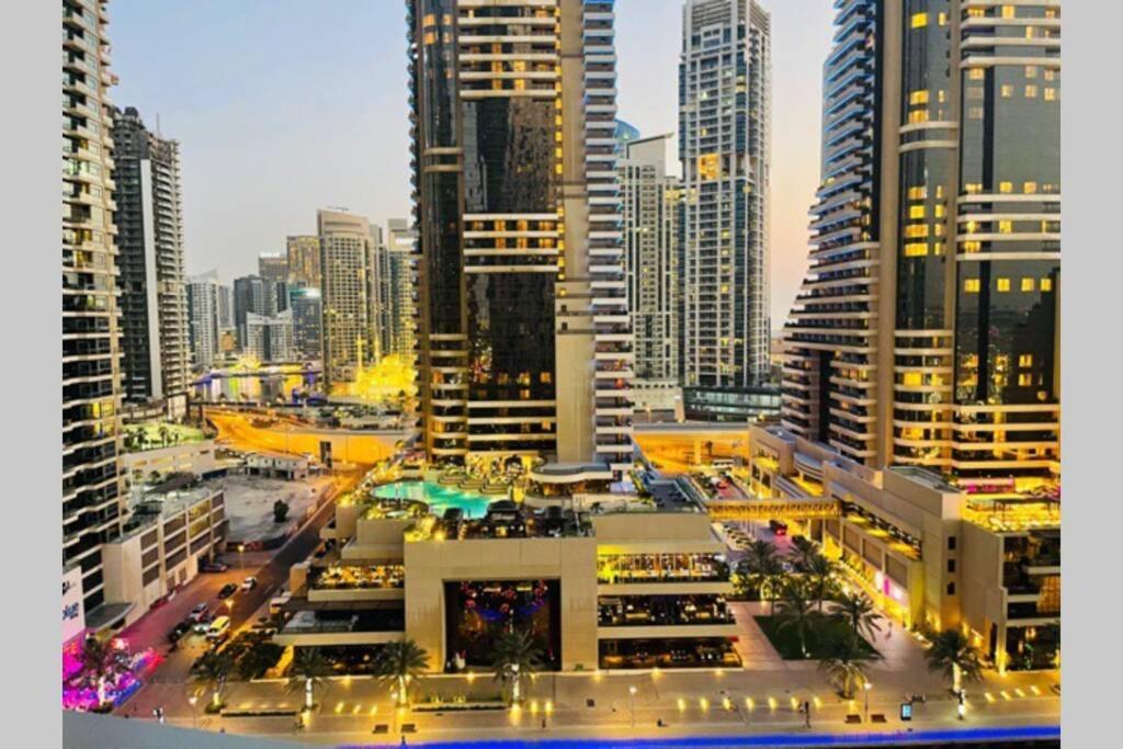 Cayan Tower Luxury Apartment With Sea View Dubai Luaran gambar