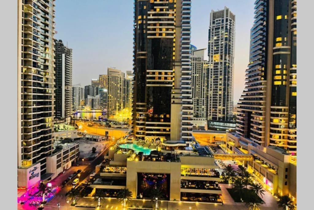 Cayan Tower Luxury Apartment With Sea View Dubai Luaran gambar