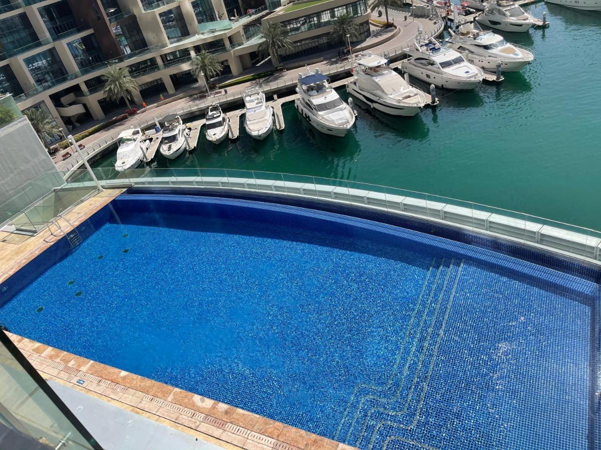 Cayan Tower Luxury Apartment With Sea View Dubai Luaran gambar